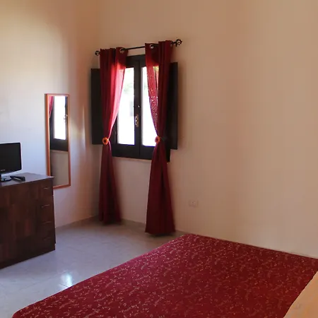 Masseria Donna Carlotta 住宿加早餐酒店 Cannole